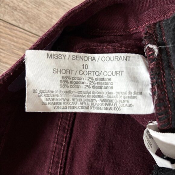 Gloria Vanderbilt Amanda Straight Leg Jeans Burgundy Womens 10 Short Normcore - Picture 13 of 16